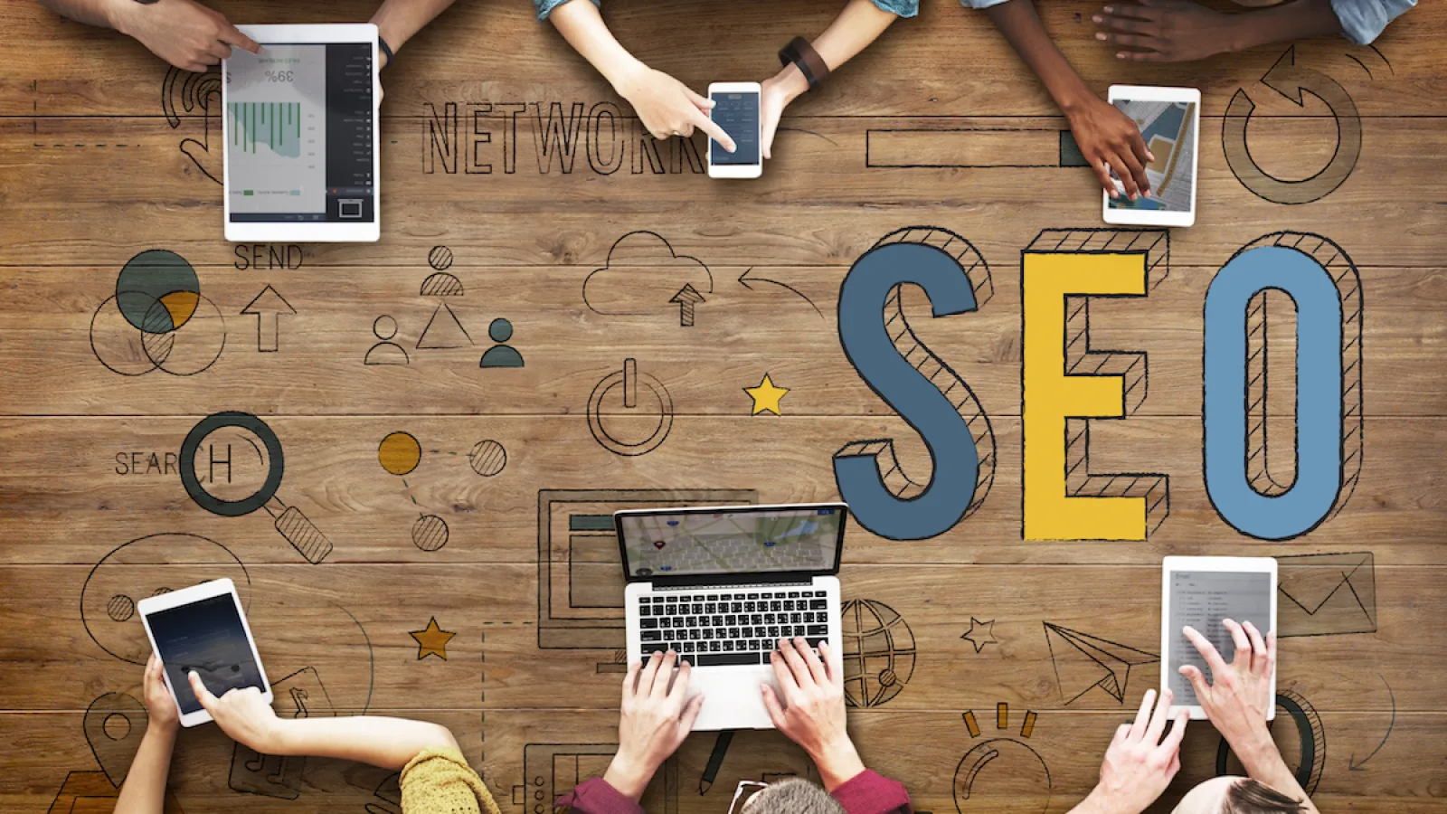 9 MANERAS EN QUE EL SEO AYUDA A  MEJORAR TU POSICIONAMIENTO
