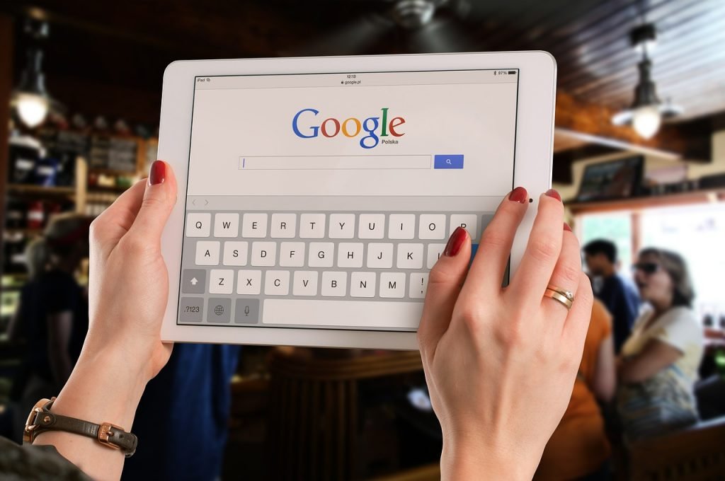 Google Discover: ¿qué es y cómo incluir tu contenido?
