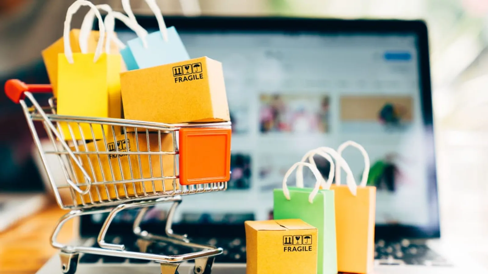 Componentes que no pueden faltar en una tienda virtual