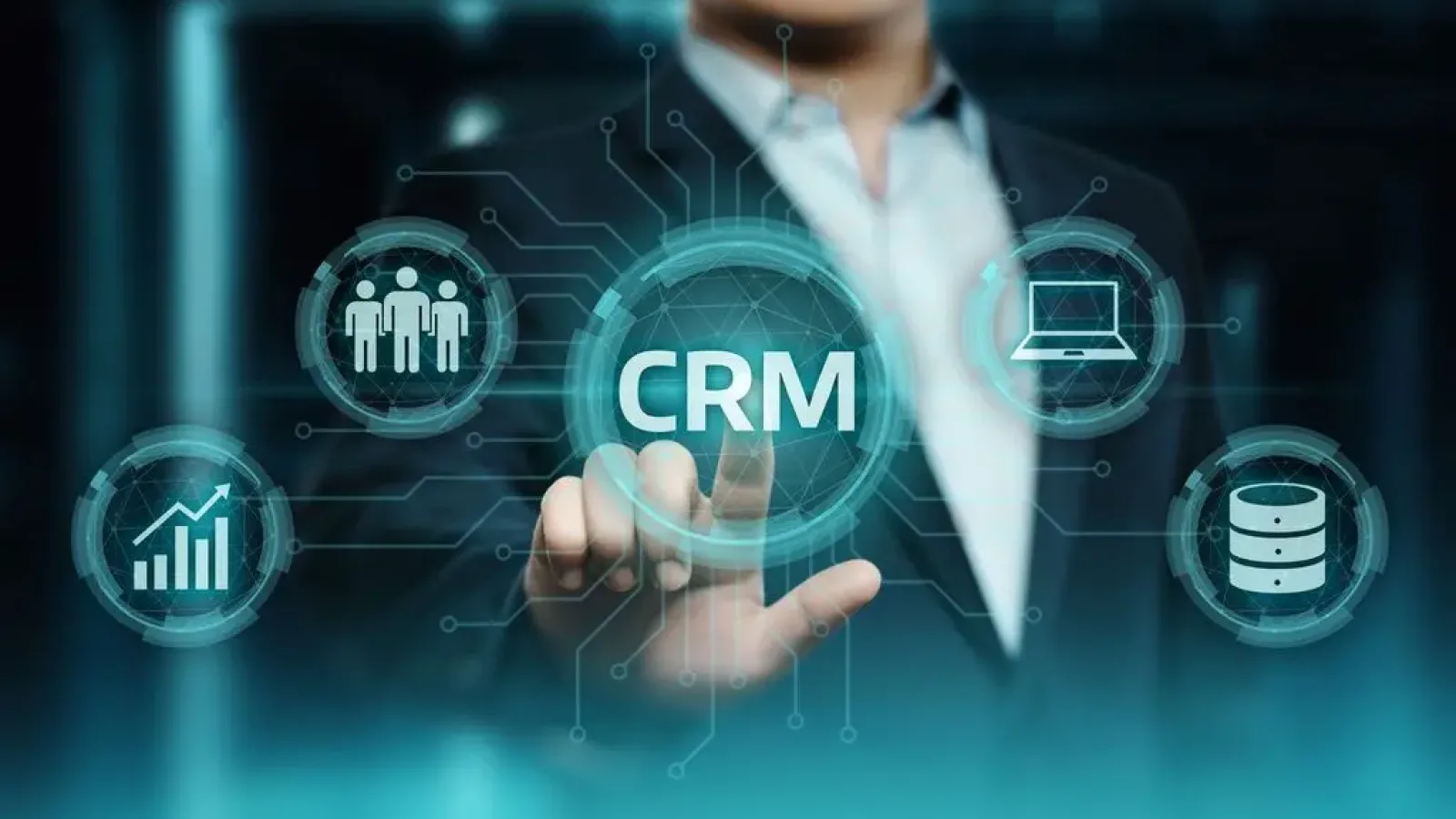 Marketing inteligente: cómo la IA nutre tu CRM con información valiosa